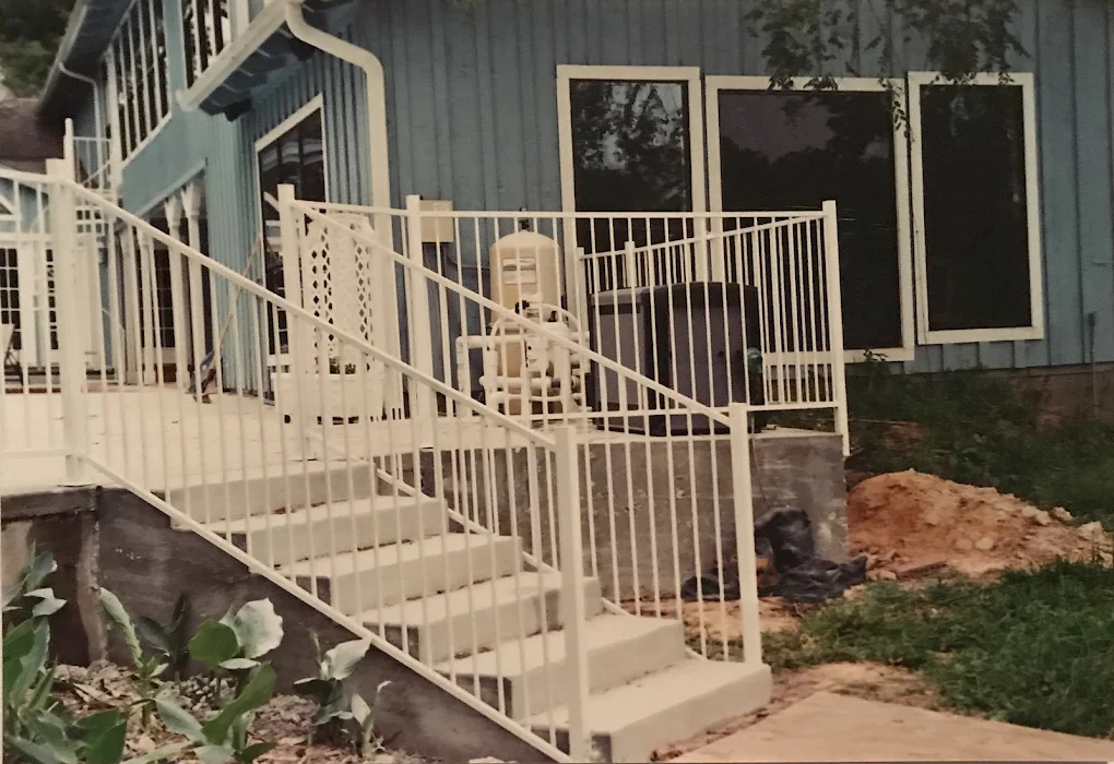 Aluminum stair railing